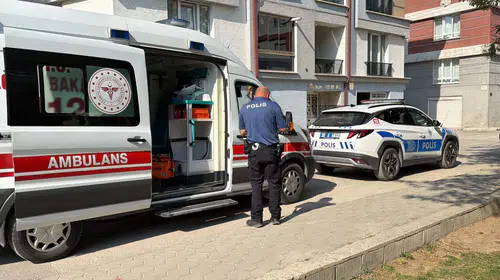Eskişehir'de seyyar satıcıya sokak ortasında bıçaklı saldırı: 3 yerinden yaralandı
