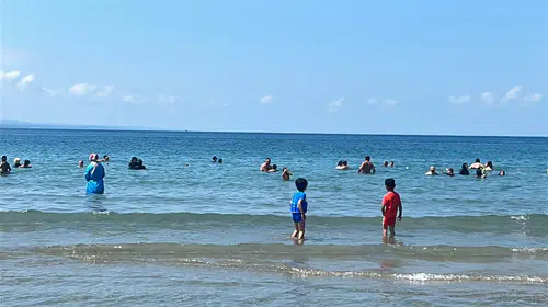Kandıra sahillerinde yasağın kalkmasıyla yoğunluk arttı