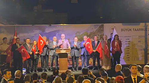 Afyonkarahisar'da Zafer Haftası coşkusu: Kurtulmuş, Şuhut'ta Atatürk Evi'ni ziyaret etti