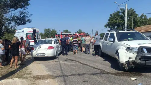 Edirne Enez'de Trafik Kazası: 3 Yaralı