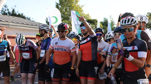 Yeşilay Yarı Maratonu ilk kez İstanbul'da koşuldu: Tarihi yarımadada üç kategoride mücadele