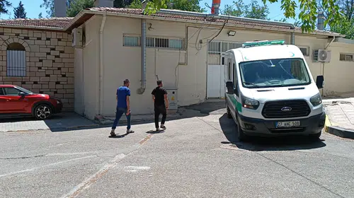 Gaziantep-Nizip yolunda sabah trafiğinde acı bilanço: 3 can kaybı, 2'si çocuk 3 yaralı
