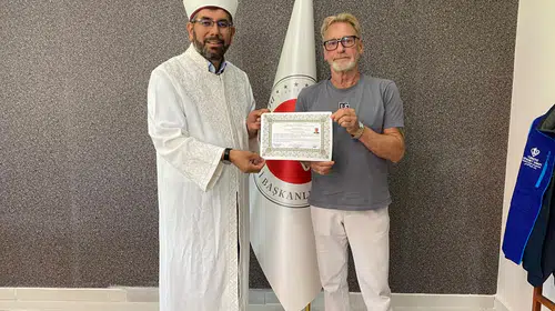 Alman vatandaşı Kleinschmidt Kayseri'de Müslüman oldu