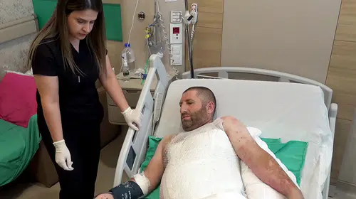 Yüksek gerilim kazasında vücudunun üçte biri yandı