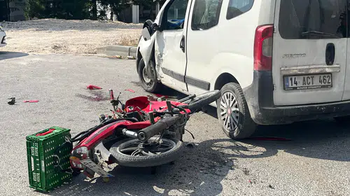 Mudurnu'da sabah kazası: Motosiklet sürücüsü kavşakta ağır yaralandı