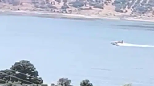 Kiraz'daki orman dışı yangın ekiplerin koordineli müdahalesiyle söndürüldü