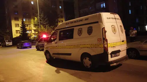 Kayseri'de evinde ölü bulunan kadının cenazesi otopsiye gönderildi