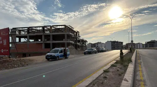 Eskişehir’de inşaat iskelesinden düşen işçi öldü