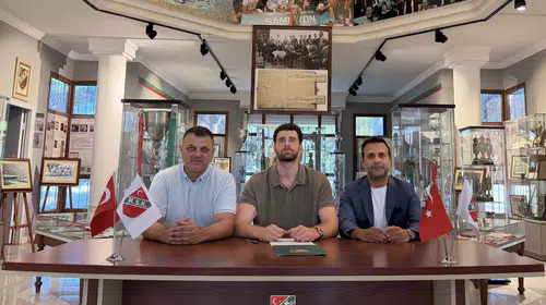 Karşıyaka kadrosunu tanıdık bir isimle güçlendirdi