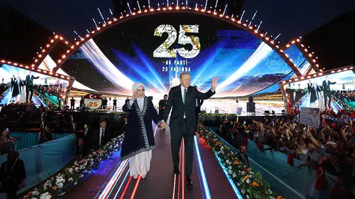Erdoğan: AK Parti yeni hedefler için yoluna devam edecek