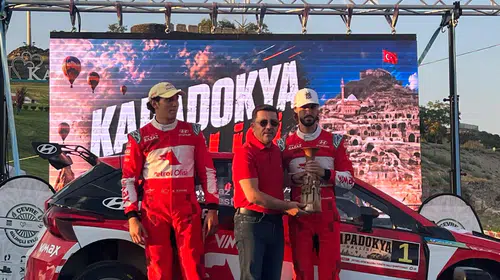 Nevşehir'de Kapadokya Rallisi'nde kazanan Kerem Kazaz oldu