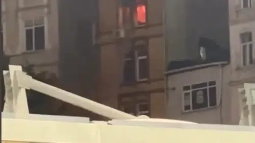 Kasımpaşa’da havai fişek daireyi yaktı: 4 gözaltı