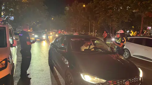 Bursa'da kapsamlı asayiş denetimlerinde ticari işletmeler mercek altına alındı