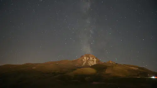 Perseid yağmuru Erciyes'in zirvesinden izlendi