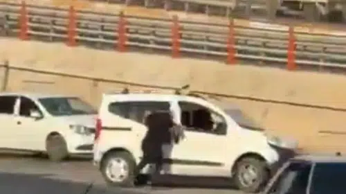Şanlıurfa'da kardeşler arasında tehlikeli araç kovalamacası