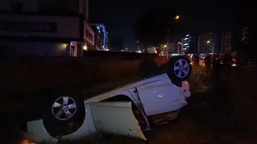 Kontrolden çıkan otomobil takla attı: 5 yaralı, 3'ü yabancı uyruklu