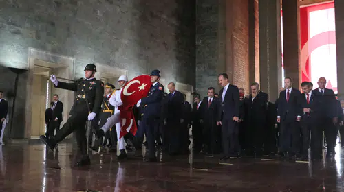104'üncü Yıl Zafer Gururu: Erdoğan ve Devlet Erkanı Anıtkabir'de