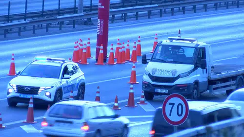 İstanbul trafiğinde triatlon düzenlemesi: Ana arterler ve bağlantı yolları kapatıldı