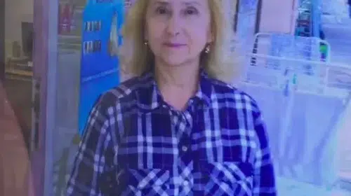 İETT otobüsü faciasında hayatını kaybeden Mürvet Tolon son yolculuğuna uğurlandı
