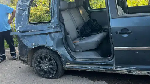 Aybastı'da hafif ticari araç takla attı: 5 yaralı
