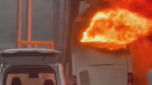 Kuzey Marmara Otoyolu'nda korku dolu anlar: Yolcu otobüsü alevlere teslim oldu