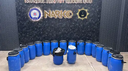 İstanbul Narkotik ekiplerinden dev sevkiyata darbe: Yarım tona yakın uyuşturucu yakalandı