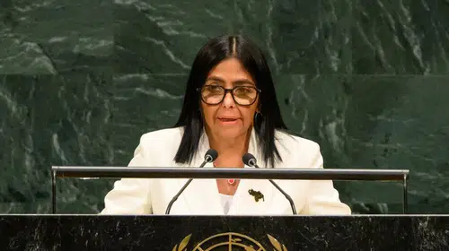 Venezuela'da yeni dönem: Rodriguez BM kürsüsünden seçim sözü verdi