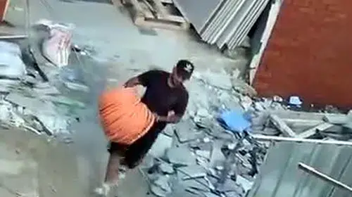 Avcılar'daki sağlık merkezi inşaatında kablo vurgunu: Bekçi şok geçirdi