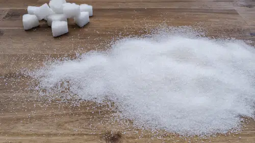 Bebeklikte şeker tüketimi 70 yıl sonraki sağlığı belirliyor: Kanser riskini düşüren kritik dönem