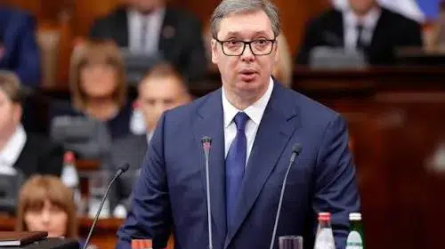 Sırbistan siyasetinde şok karar: Cumhurbaşkanı Vucic koltuğu bırakıyor