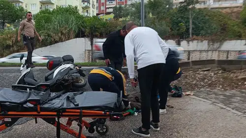 Mudanya'da motosiklet kazası: Bir kişi yaşam mücadelesi veriyor