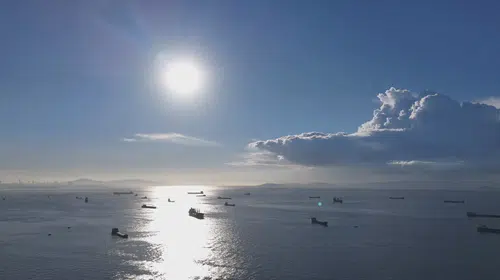 Marmara'nın üzerinde sıra dışı manzara: Gökyüzü adeta dağlara dönüştü