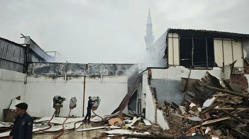 Altındağ'da mobilyacıları küle çeviren yangın paniği