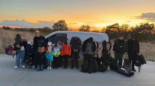 Edirne'de göçmen kaçakçılığı operasyonu: 15 kişi yakalandı