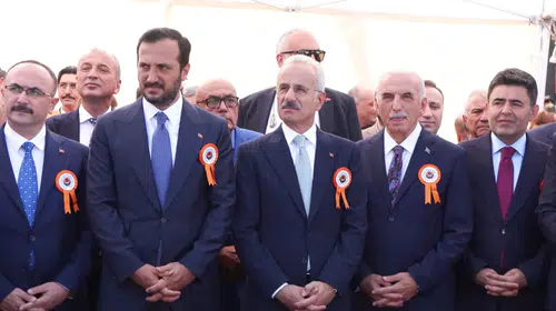 Bakan Uraloğlu'ndan Ümraniye'ye dev ulaşım yatırımı: Marmara'daki kaza için de açıklama yaptı