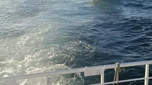 Marmara'da korku dolu anlar: Sürüklenen teknedeki 3 kişi son anda kurtarıldı