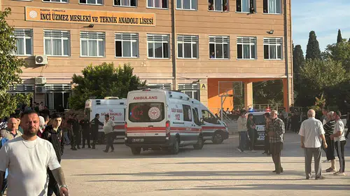 Turgutlu'da okul önünde dehşet anları: Av tüfekli saldırı