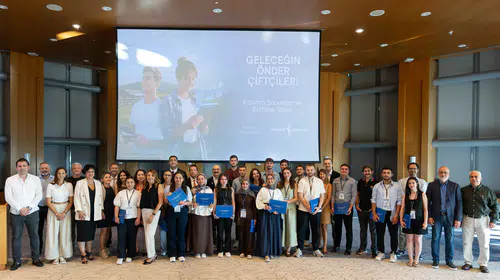 Tarımın genç temsilcileri sahaya iniyor: Geleceğin Önder Çiftçileri mezun oldu