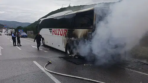 Samsun yolunda korku dolu anlar: Yolcu otobüsü küle döndü
