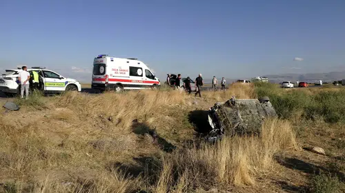 Yeşilhisar yolunda korkutan kaza: Üç kişi hastanelik oldu