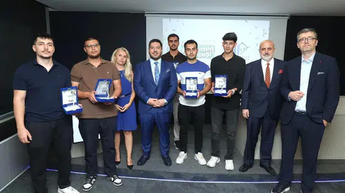 Genç yatırımcıların büyük sınavı: 2 bin öğrenci finans dünyasında ter döktü