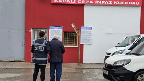 Yarım asırlık hapis cezasıyla aranıyordu: Derince'de operasyon