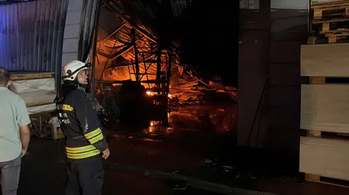 Eskişehir'de sanayi sitesini alarma geçiren yangın söndürüldü