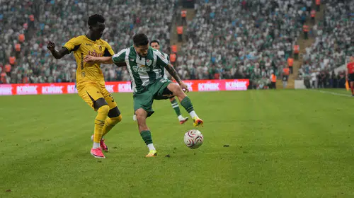 Bursa'da gol şöleni: Yeşil-beyazlılar İstanbulspor'u farklı geçti