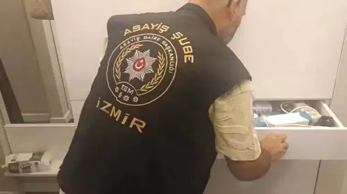 İzmir merkezli operasyonda dijital suç ağına ağır darbe: 16 kişi cezaevine gönderildi