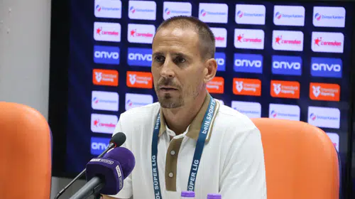 Alanya'da puanlar paylaşıldı: Pereira ve Stoilov'dan maç sonu değerlendirmesi