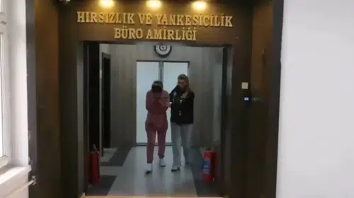 260 yıl hapis cezası bulunan seri hırsız otobüs yolculuğunda yakayı ele verdi