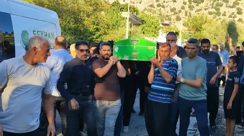 Kozan'daki feci kazada yaşamını yitiren genç sürücü son yolculuğuna uğurlandı