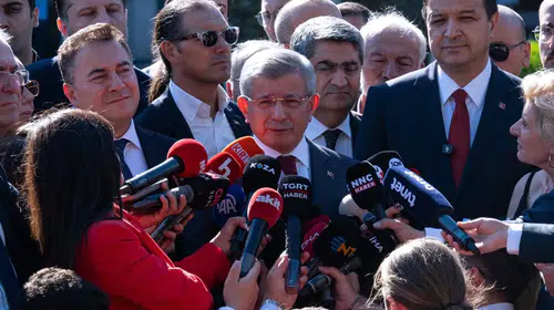 Eski Başbakan Davutoğlu'ndan tarihi ifade: Cumhuriyet tarihinde bir ilk