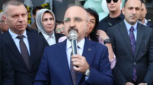 Bakan Yardımcısı Turan'dan ailelere kritik uyarı: Çocuklarınızın dijital ve sosyal dünyasını yakından izleyin